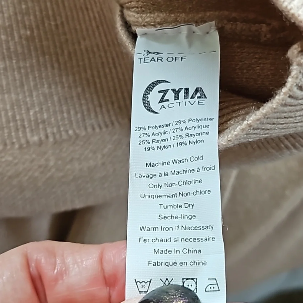 Zyia Sweater and Sweater Skirt Bundle - Picture 9 of 9